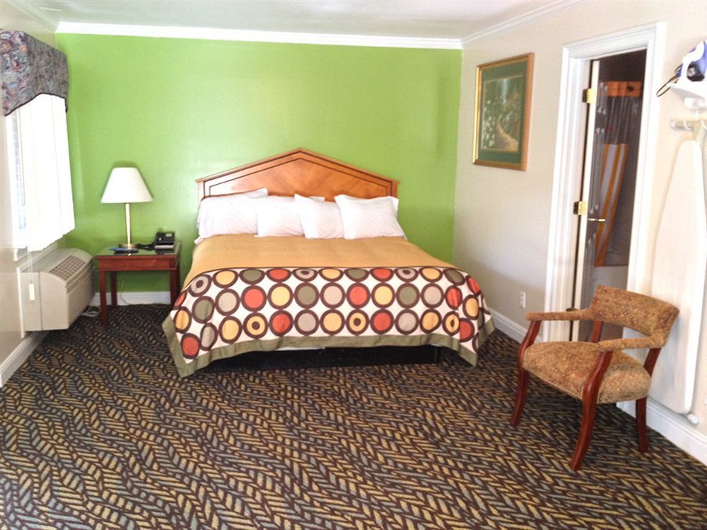 Winton Inn & Suites Barnwell Exteriör bild